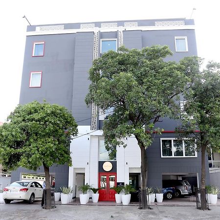 Oyo Townhouse 015 Lajpat Nagar 호텔 뉴델리 외부 사진
